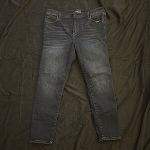 Simone High Rise Super Skinny Jeans